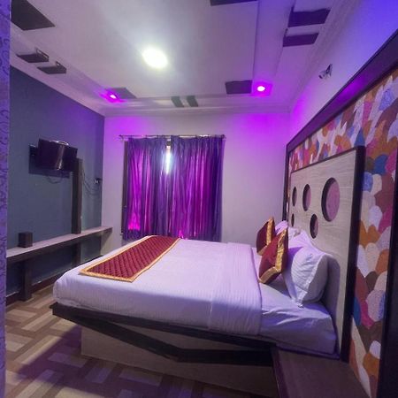Ooty Vpr Residency Hotell Eksteriør bilde
