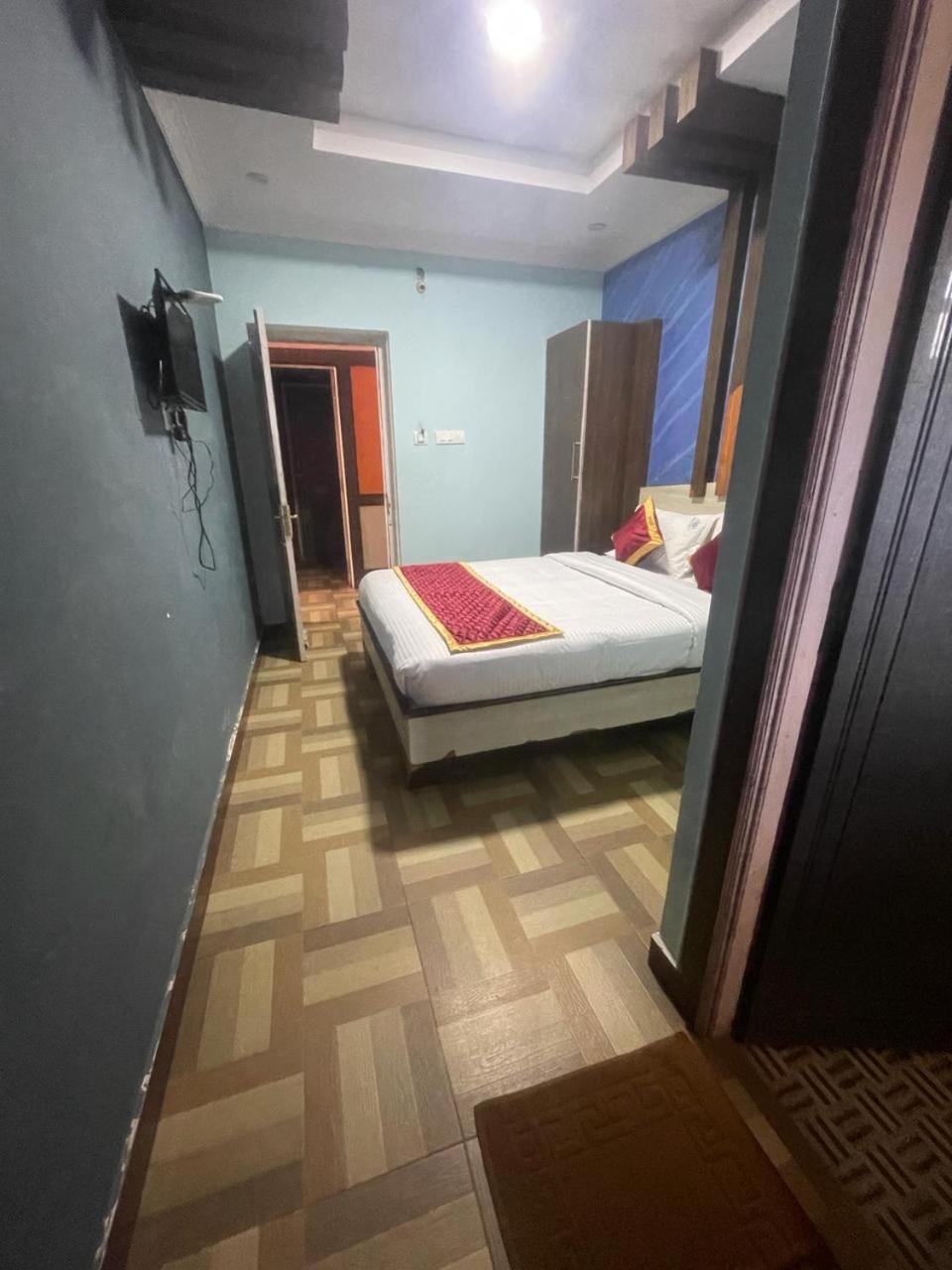Ooty Vpr Residency Hotell Eksteriør bilde