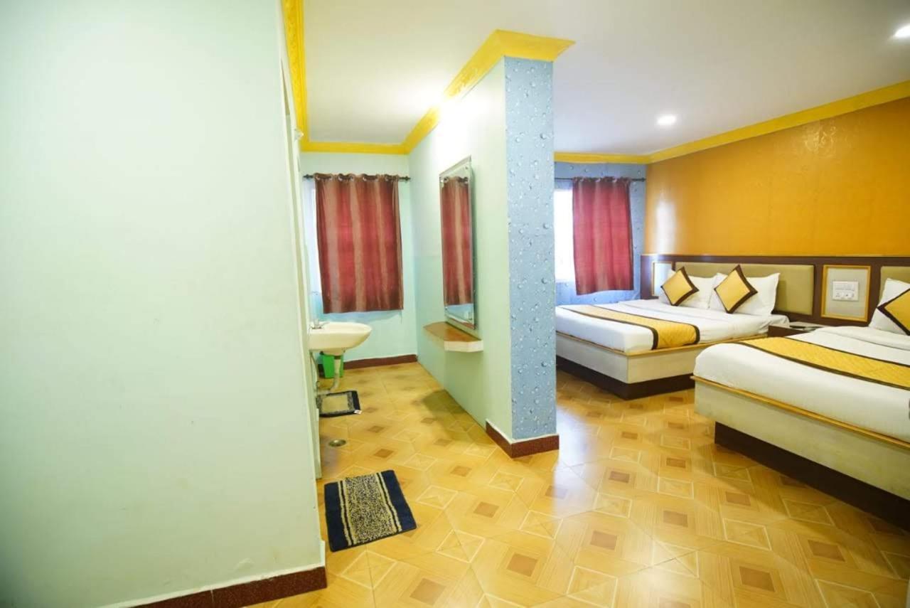 Ooty Vpr Residency Hotell Eksteriør bilde